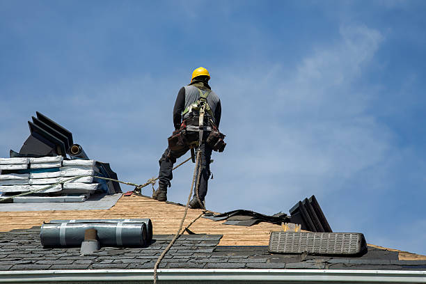 Professional Roofing technician working in Bucyrus, KS